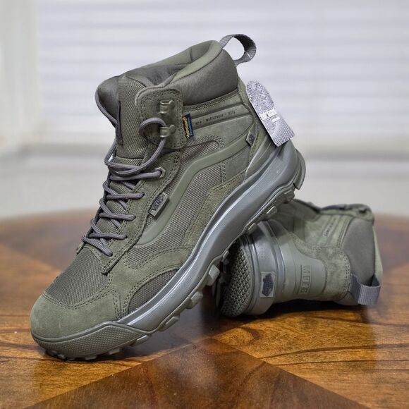 Vans Shoes - Vans MTE Crestline Waterproof Hiking Boots Green Women's 10 HydroGuard Brand New